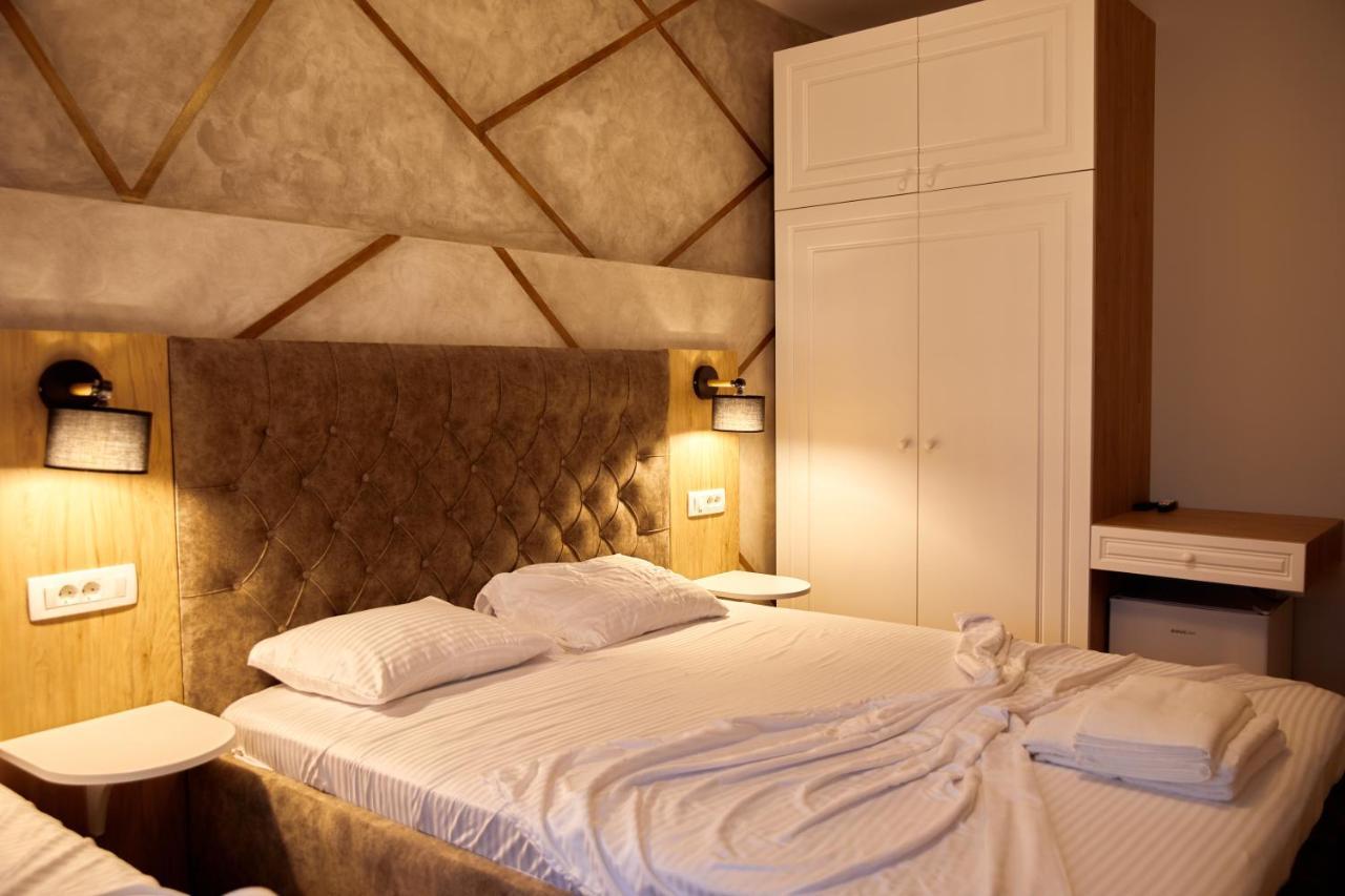 Amico Hotel Priştine Dış mekan fotoğraf