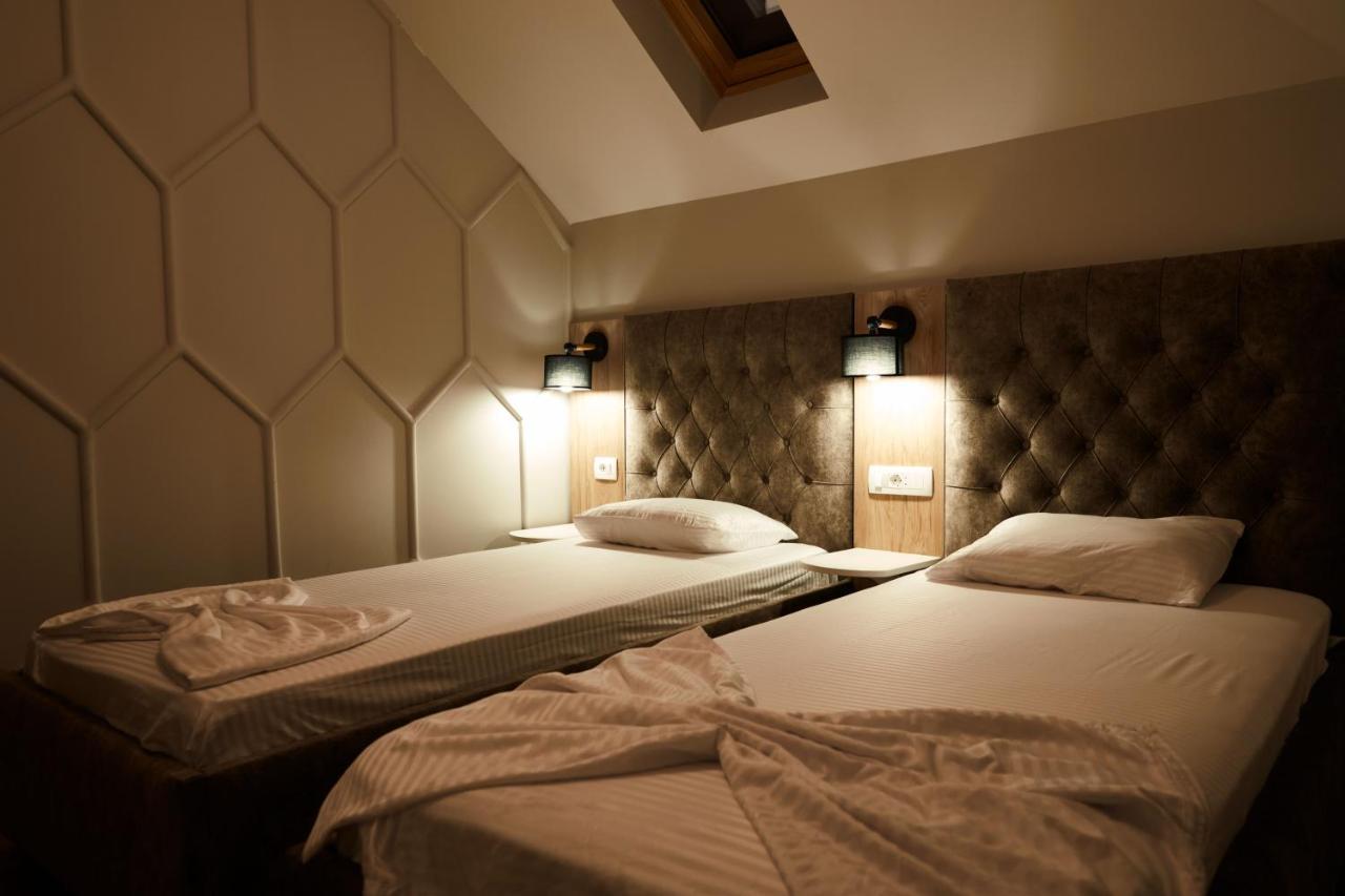 Amico Hotel Priştine Dış mekan fotoğraf