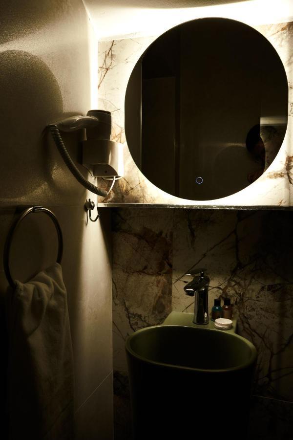 Amico Hotel Priştine Dış mekan fotoğraf