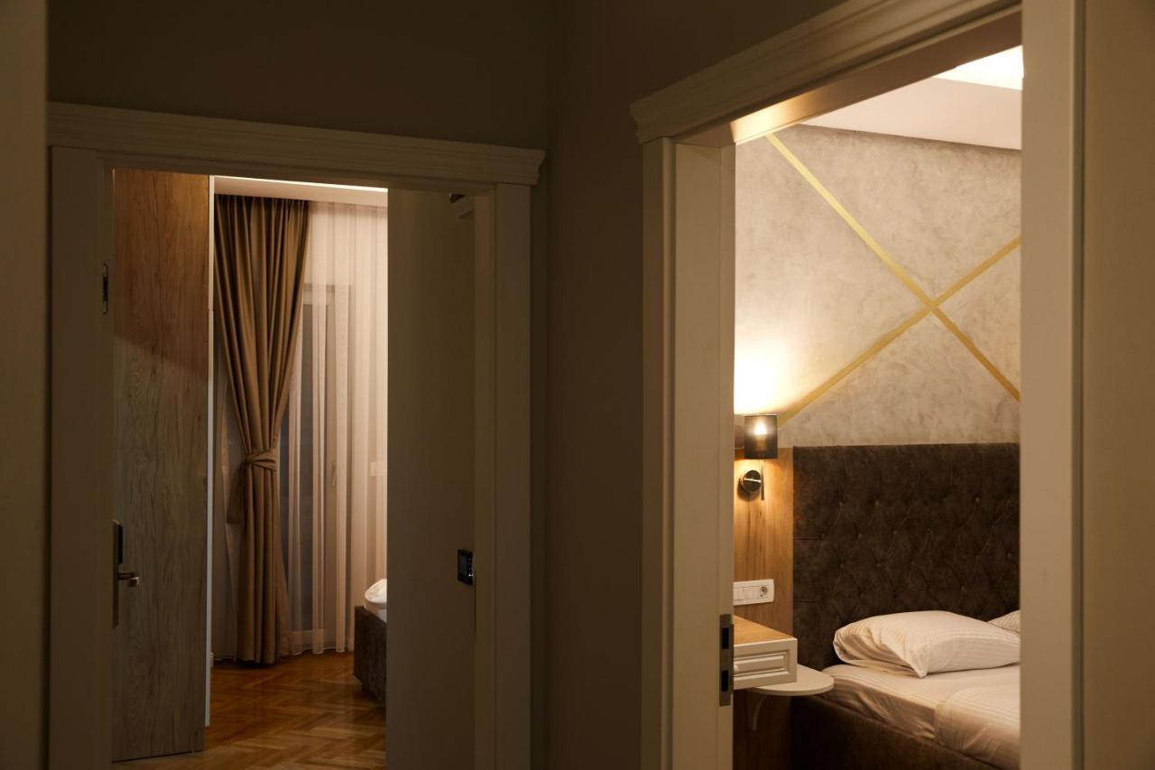 Amico Hotel Priştine Dış mekan fotoğraf