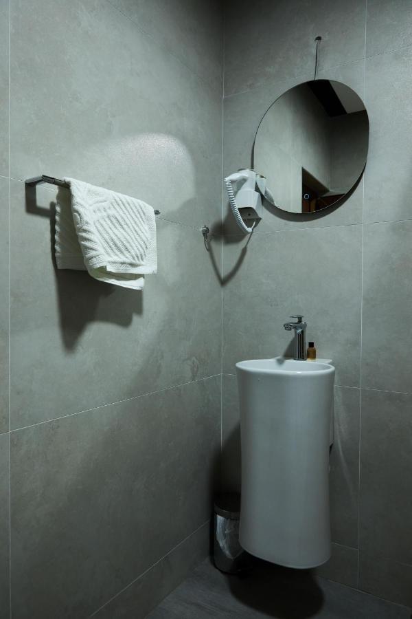 Amico Hotel Priştine Dış mekan fotoğraf