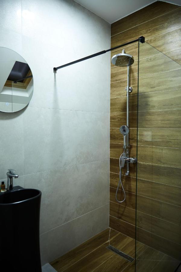 Amico Hotel Priştine Dış mekan fotoğraf